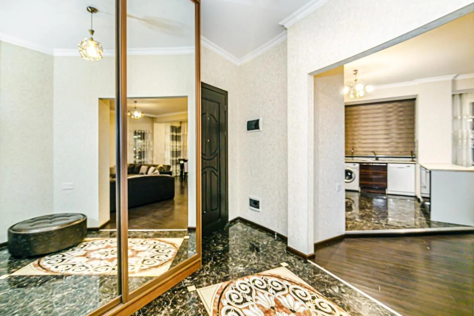 City Centre Delux Apartment Baku