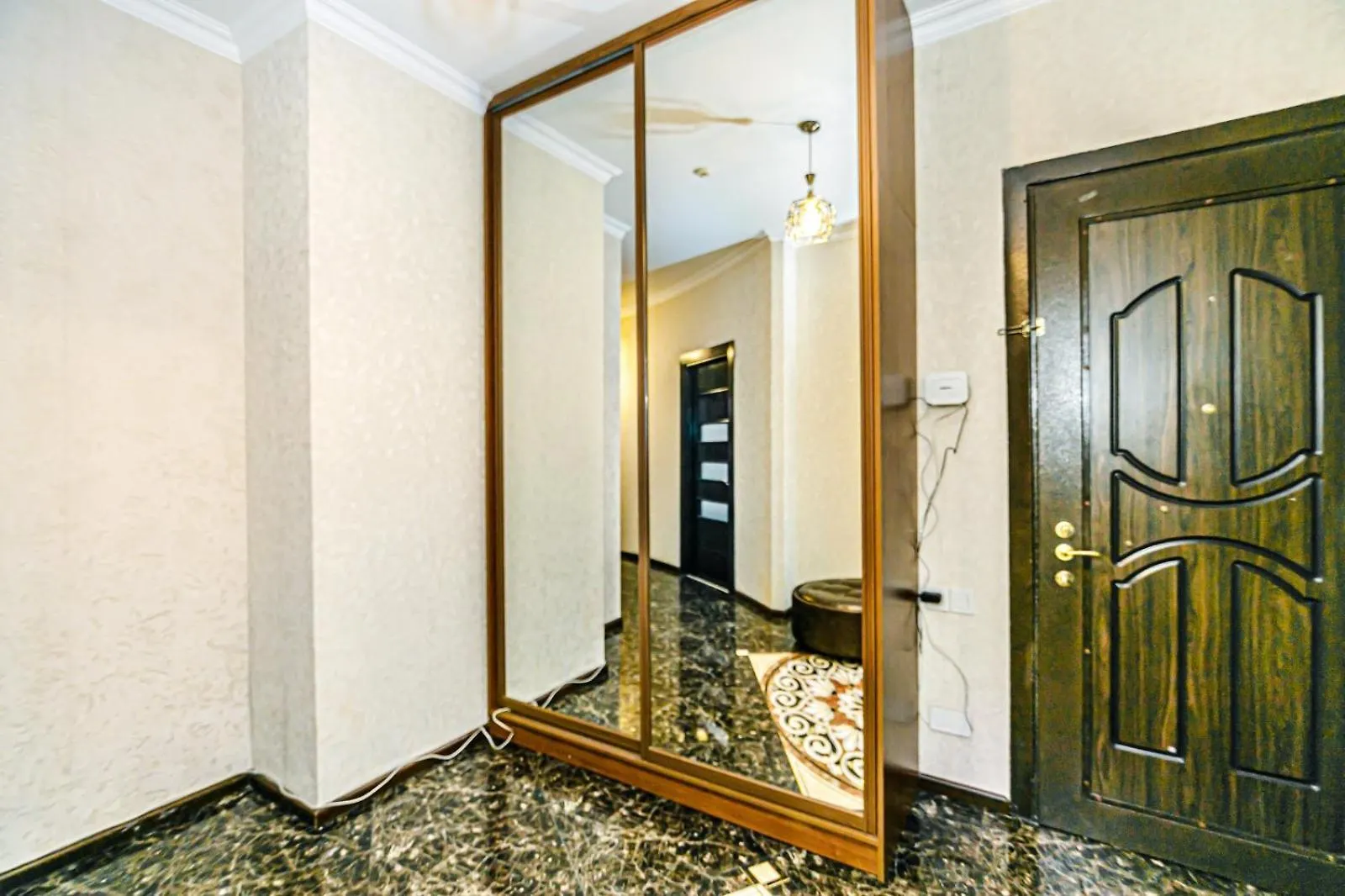 City Centre Delux Apartment Baku 0*,