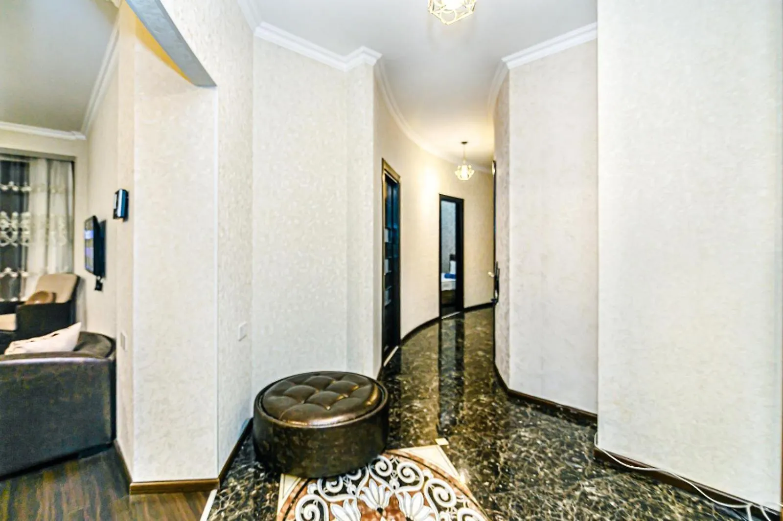 City Centre Delux Apartment Baku