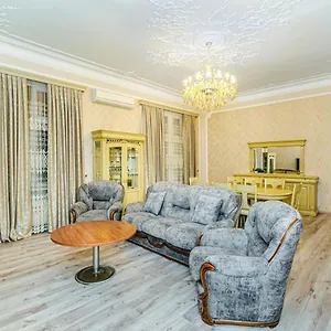 Апартаменты Gold Deluxe Vip, Баку